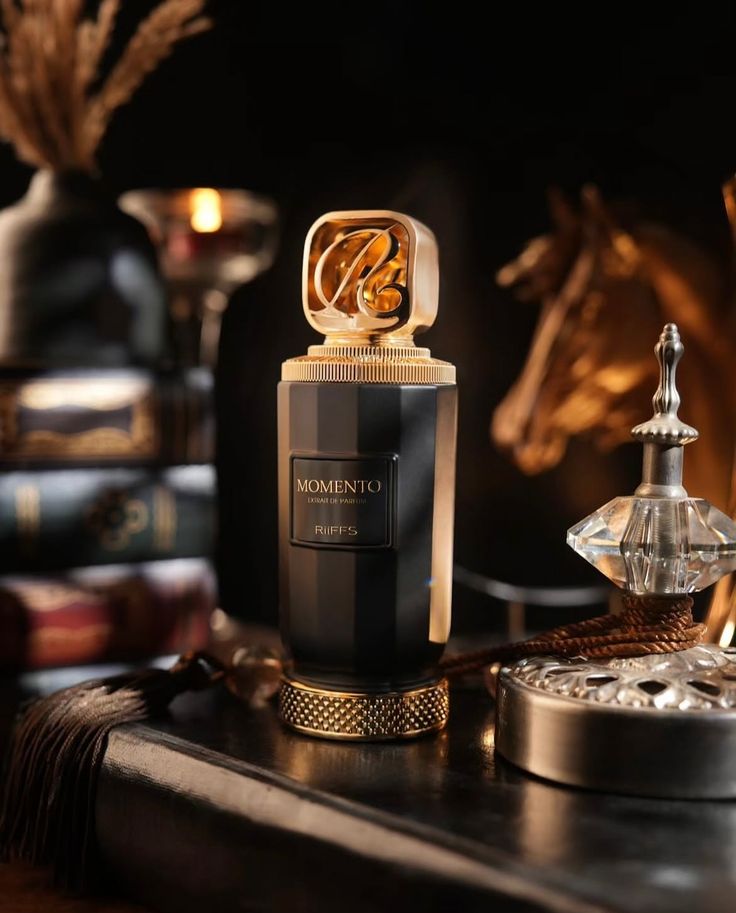 Riiffs Momento Extrait de Parfum – Unisex Fragrance